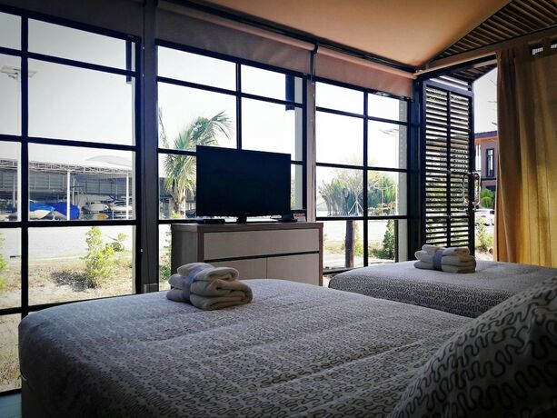 Imagen general del Hotel Bangpakong Boat Club. Foto 3