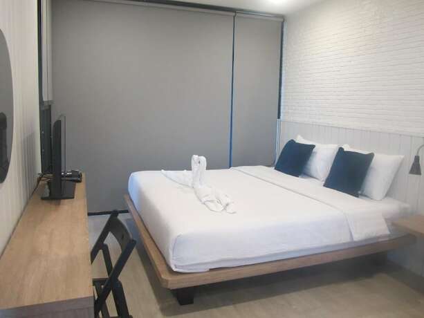 Imagen de la habitación del Hotel Bangpakong Boat Club. Foto 22