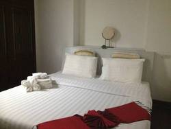 Imagen general del Hotel Bangpor Villa. Foto 4