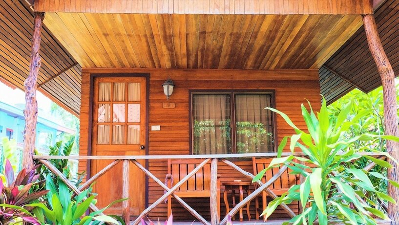 Imagen general del Hotel Bangrak Pier Bungalow. Foto 7