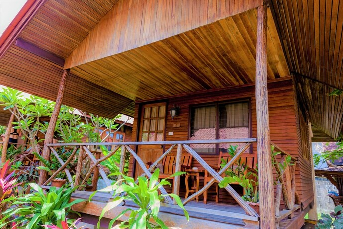 Imagen de la habitación del Hotel Bangrak Pier Bungalow. Foto 23