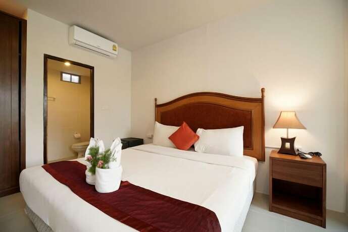 Imagen de la habitación del Hotel Bangrak Samui Beach Resort. Foto 19