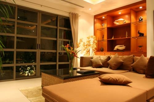 Imagen de la habitación del Hotel Bangtao Private Villas. Foto 39