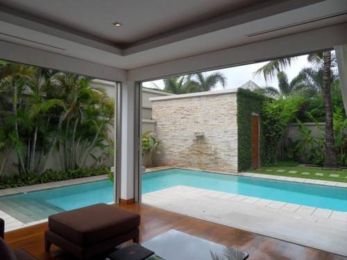 Imagen general del Hotel Bangtao Private Villas. Foto 2