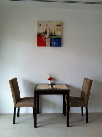 Imagen de la habitación del Hotel Bangtao Private Villas. Foto 40