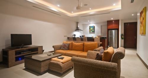 Imagen general del Hotel Bangtao Private Villas. Foto 14