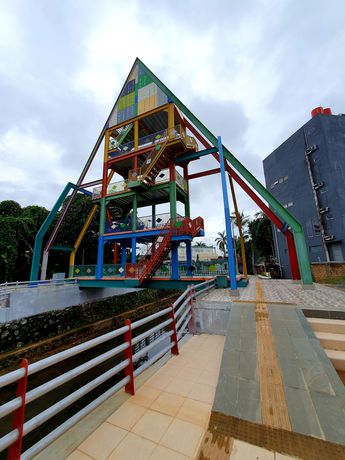 Imagen de los exteriores del Hotel Banjar Permai. Foto 17