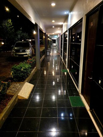 Imagen de la habitación del Hotel Banjar Permai. Foto 11