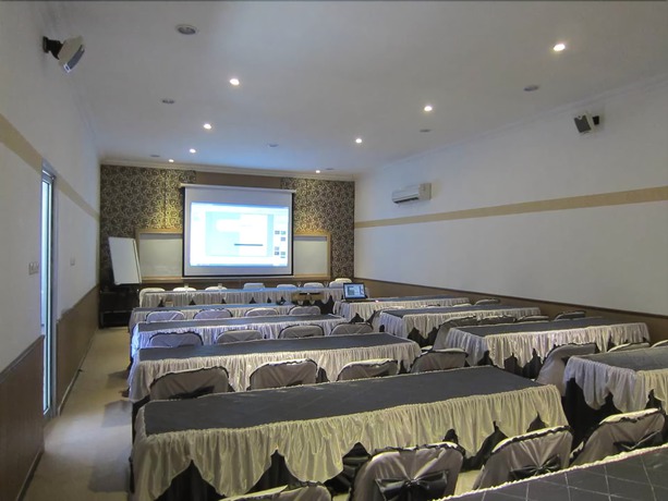 Imagen de los interiores del Hotel Banjar Permai. Foto 20