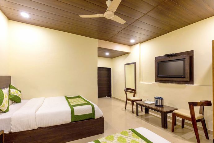 Imagen de la habitación del Hotel Banjara Mount Abu. Foto 7