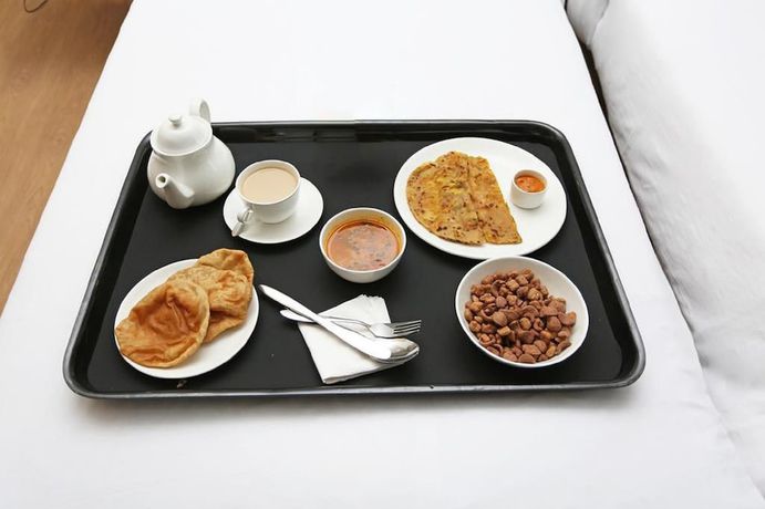 Imagen del bar/restaurante del Hotel Banjara Mount Abu. Foto 3