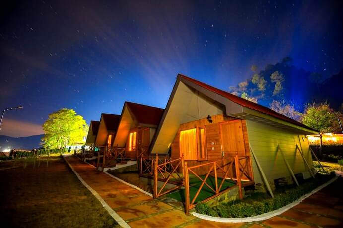 Imagen general del Hotel Banjara Mountain Retreat Chail Hills. Foto 5