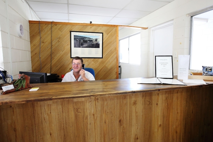 Imagen de los interiores del Hotel Banjo Paterson Motor Inn. Foto 19