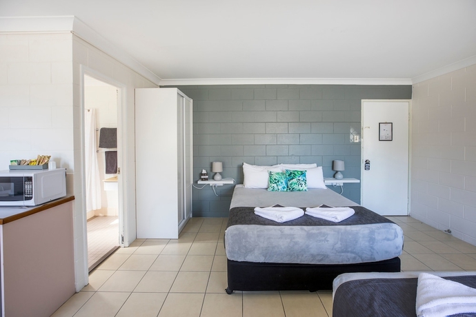 Imagen de la habitación del Hotel Banjo Paterson Motor Inn. Foto 11