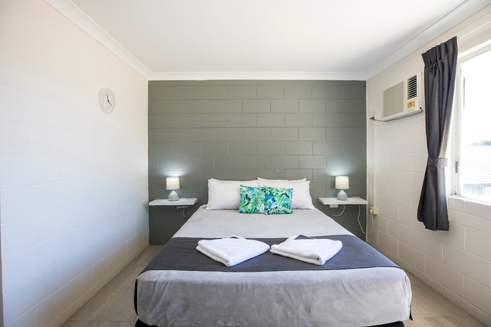 Imagen de la habitación del Hotel Banjo Paterson Motor Inn. Foto 15