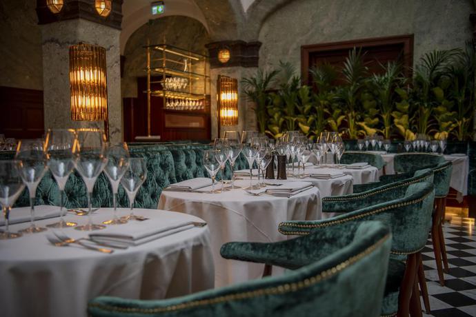 Imagen del bar/restaurante del Hotel Bank Hotel, A Member Of Small Luxury Hotels Of The World. Foto 2