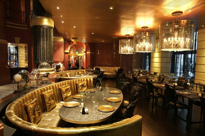 Imagen del bar/restaurante del Hotel Banke. Foto 7