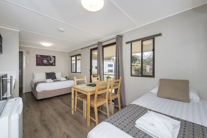 Imagen de la habitación del Hotel Banksia Tourist Park. Foto 13