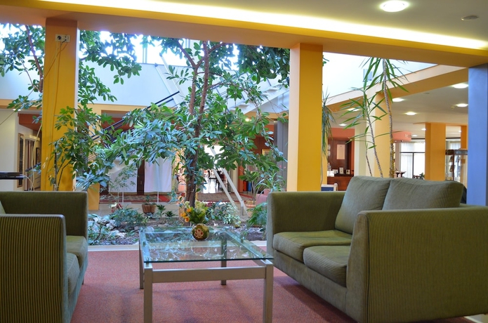 Imagen de los interiores del Hotel Bankya Palace. Foto 18