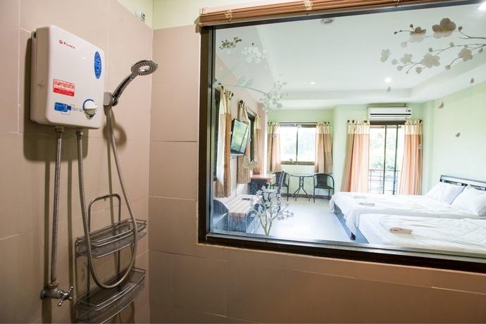 Imagen de la habitación del Hotel Banlanna Lampang. Foto 14