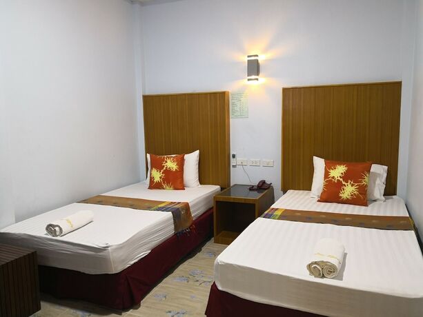 Imagen de la habitación del Hotel Banmai Resort. Foto 10