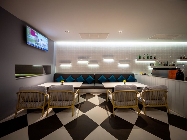 Imagen del bar/restaurante del Hotel Bann Pantai Resort. Foto 12