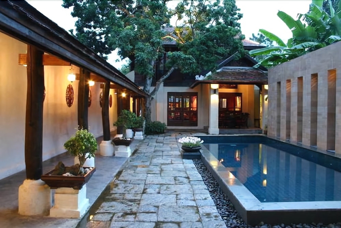 Imagen de la piscina del Hotel Bann Tazala Exclusive Residence. Foto 18