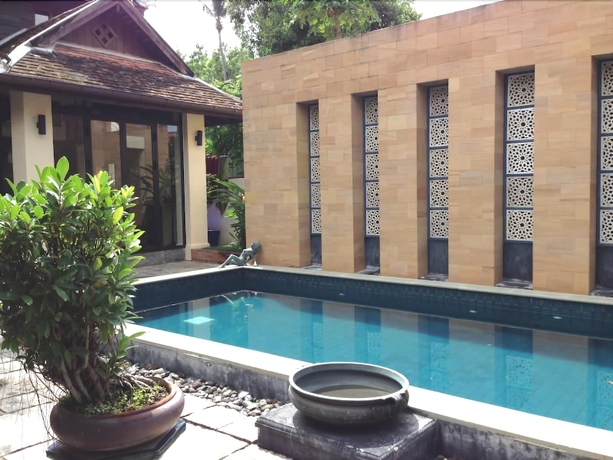 Imagen de la piscina del Hotel Bann Tazala Exclusive Residence. Foto 19
