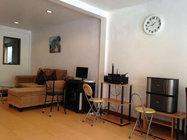 Imagen general del Hotel Bann Teeranuch Hua Hin. Foto 10