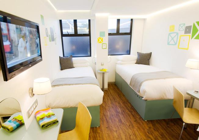 Imagen de la habitación del Hotel Bannister. Foto 6