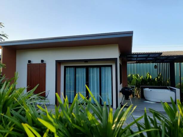 Imagen general del Hotel Bannjamjuree Resort Sattahip. Foto 9