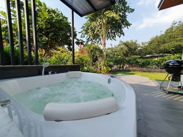 Imagen general del Hotel Bannjamjuree Resort Sattahip. Foto 13