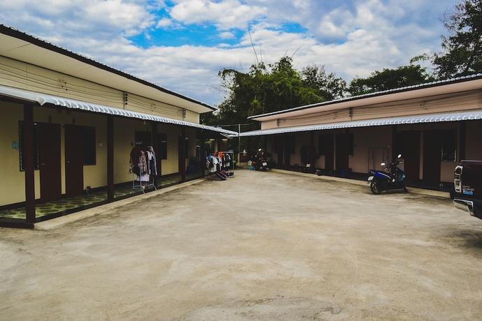 Imagen de los exteriores del Hotel Bannkrithamed Chiangmai. Foto 14