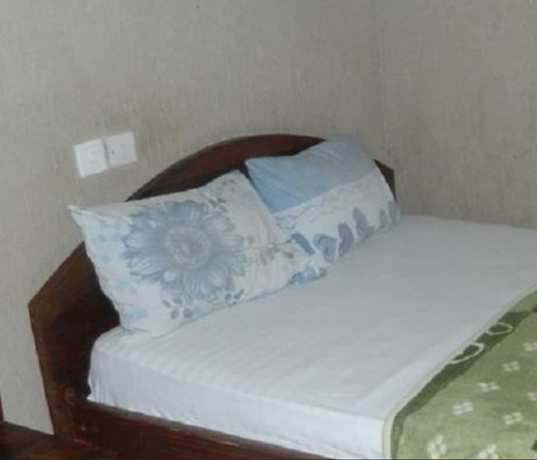 Imagen de la habitación del Hotel Banoc. Foto 6