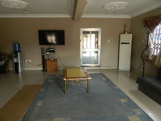 Imagen de los interiores del Hotel Banoc. Foto 19