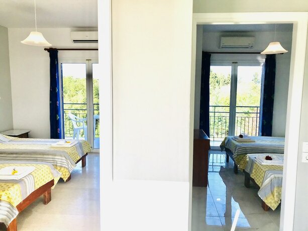 Imagen general del Hotel Banos apartments and swimming pool. Foto 12