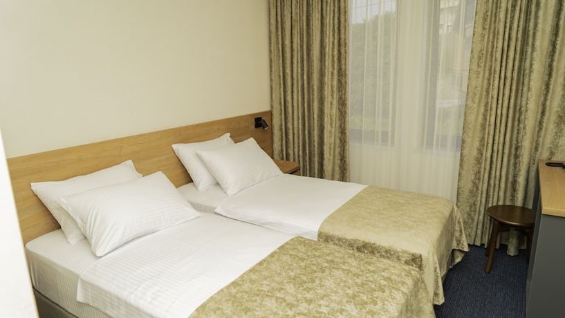Imagen de la habitación del Hotel Banovani. Foto 9