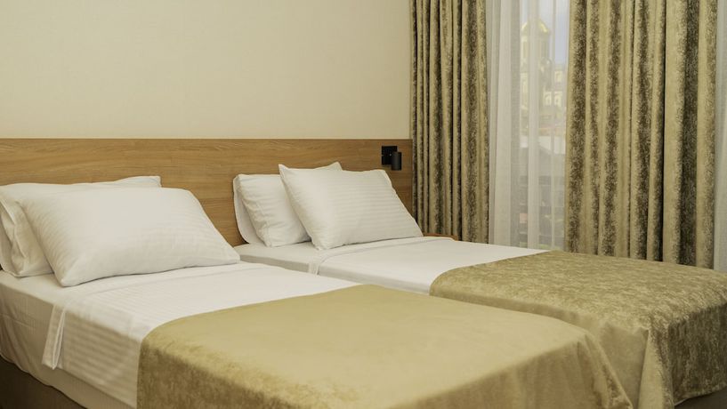 Imagen de la habitación del Hotel Banovani. Foto 10