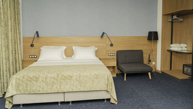 Imagen de la habitación del Hotel Banovani. Foto 13