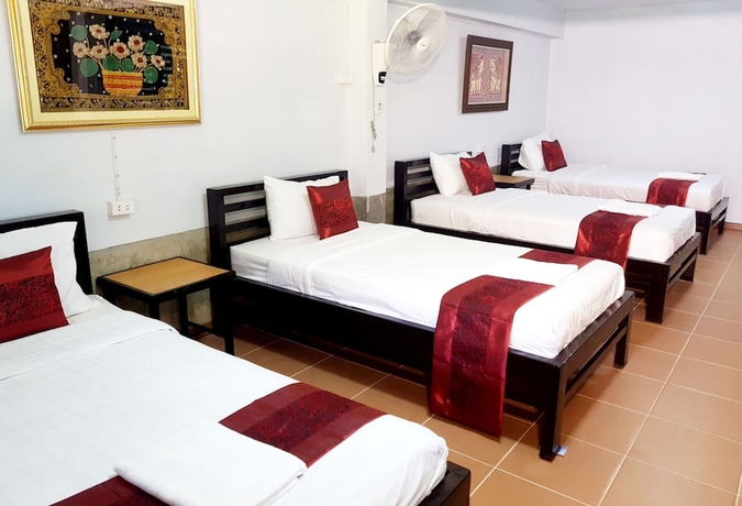 Imagen de la habitación del Hotel Banphu Montalang Resort. Foto 4