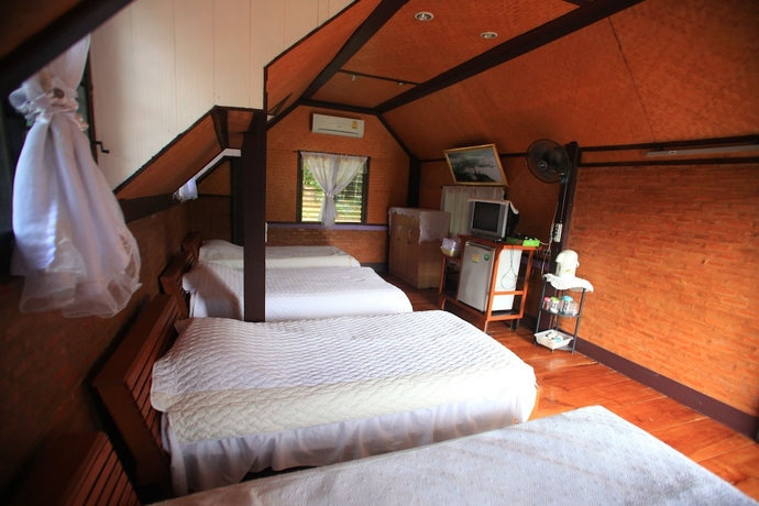 Imagen de la habitación del Hotel Banphu Montalang Resort. Foto 9