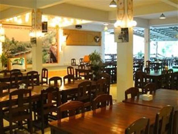 Imagen del bar/restaurante del Hotel Banrimkwae Paerimnam Resort. Foto 4
