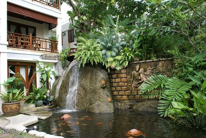 Imagen de los exteriores del Hotel Ban's Diving Resort. Foto 6