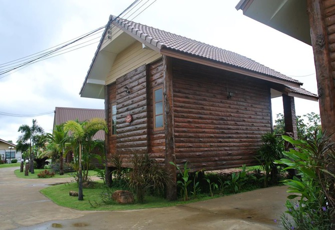 Imagen de los exteriores del Hotel Bansuan Chomdao Resort. Foto 14