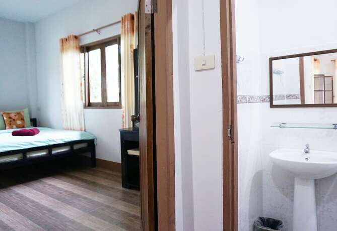 Imagen general del Hotel Bansuan Thanormpat Resort. Foto 5