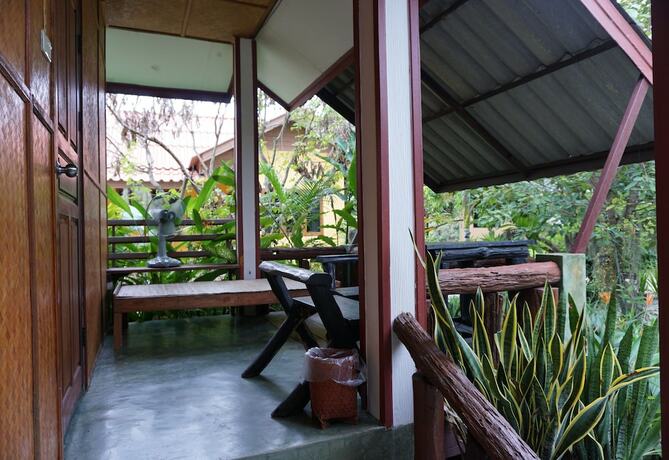 Imagen general del Hotel Bansuan Thanormpat Resort. Foto 12