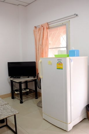 Imagen de la habitación del Hotel Bansuannamdee. Foto 9