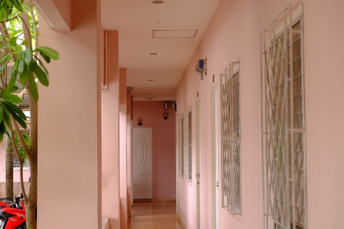 Imagen de los exteriores del Hotel Bansuannamdee. Foto 15