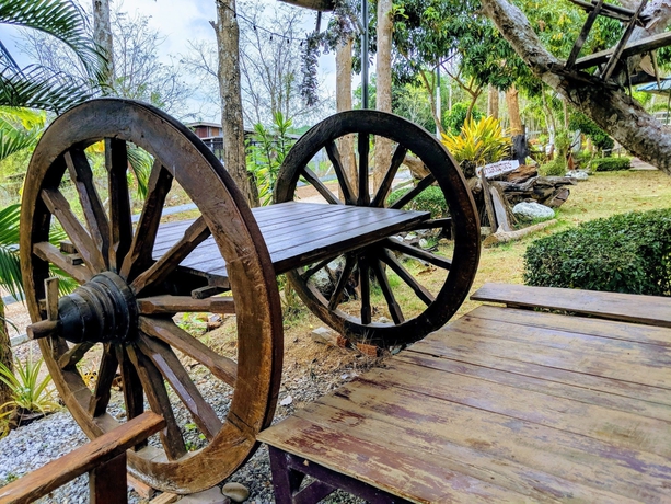 Imagen general del Hotel Bansuanphuhong. Foto 16