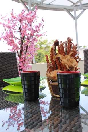 Imagen del bar/restaurante del Hotel Bantal Guling Alun-alun Bandung. Foto 5